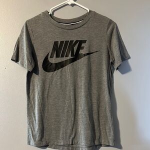 Nike Heather Gray Short Sleeve Tee Size Small